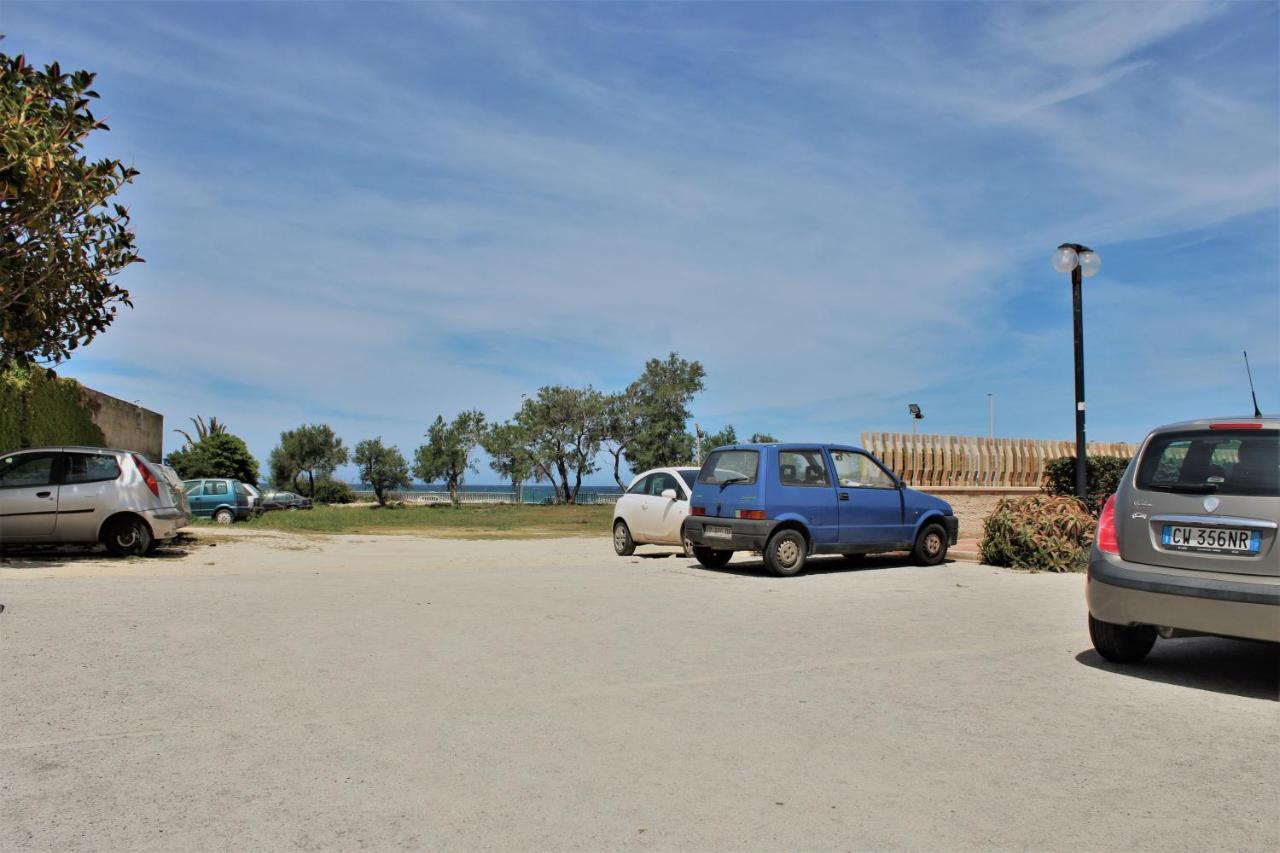 Zibibbo Beach Apartments - Trapani Eksteriør bilde